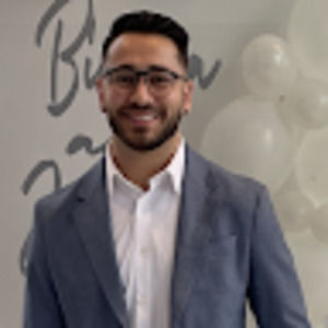 Meet your Posher, Julian